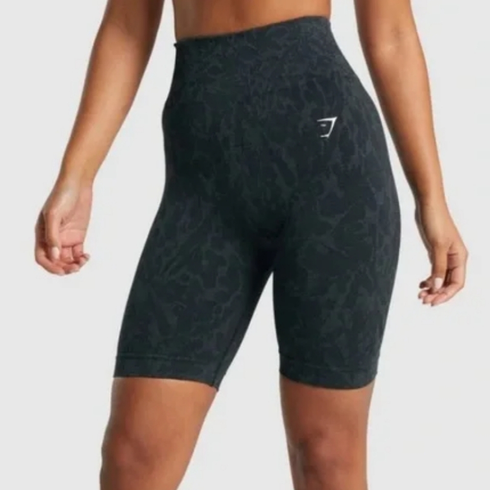 Gymshark Adapt Animal Seamless Cycling Shorts - Black Butterfly, size Small